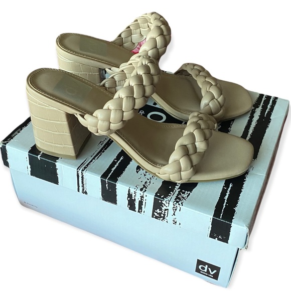 NWT NEW DV Dolce Vita Tessa Chunky Braided Heel Sandal Cream Tan NIB block - Picture 3 of 6